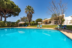 Villa Bolota